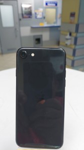 Б/в Мобільний телефон Apple iphone se 2022 64gb 01-200977016