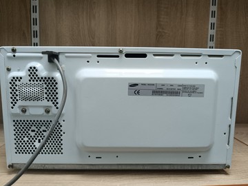 Б/в Мікрохвильова піч Samsung m187 01-200983501