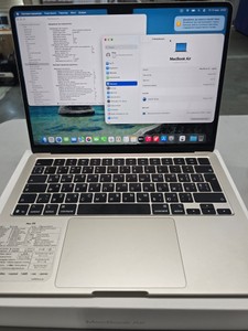 Apple macbook air 13,6" 2025 a3240 / apple m4 10 core сpu/ 8 core gpu/ ram16g/ ssd256gb