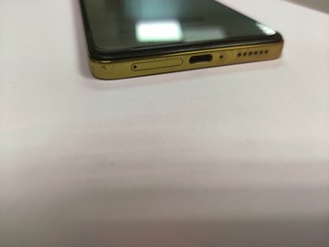 Б/в Мобільний телефон Poco x4 pro 5g 8/256gb 01-200986198
