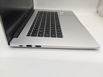 Б/в Ноутбук Huawei 15/core i3-10110u ddr4/8gb ddr4/ssd 256 gb/*інтегрована 01-200990374