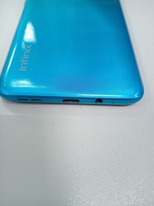 Б/в Мобільний телефон Infinix hot 12 play nfc x6816d 4/64gb 01-200991578
