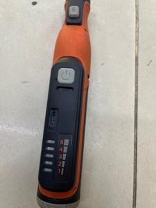 Б/в Багатофункціональний інструмент Black&Decker bcrt8i 01-200991484