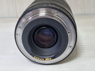 Б/у Фотообъектив Canon ef 75-300mm f/4-5,6 iii (6473a0150 01-201001996