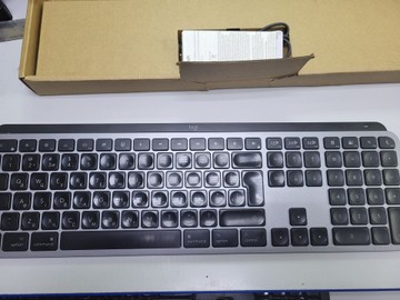 Б/в Клавіатура бездротова Logitech yr0073 01-201003480