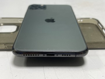 Б/в Мобільний телефон Apple iphone 11 pro max 64gb 01-201007967