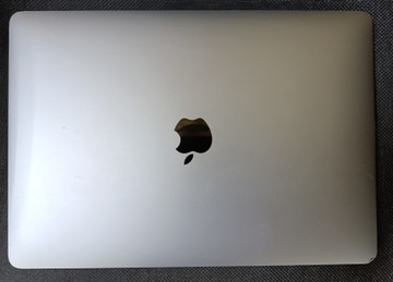 Б/в Ноутбук Apple macbook air a1932 13,3" core i5 1,6ghz/ram8gb/ssd128gb/intel uhd graphics 617 01-201033861