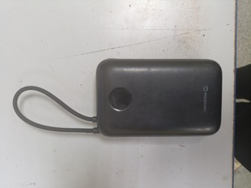 Б/у Повербанк Swissten 30000ma 01-201050348