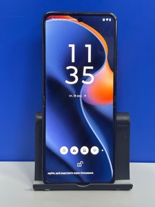 Б/в Мобільний телефон Motorola razr 60 8/256gb 01-201123679