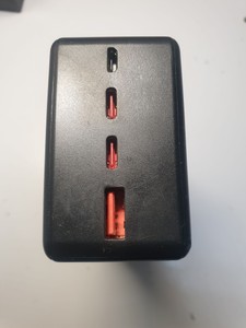 Б/в Повербанк Energizer li-pol 27000mah 65w ue27062pq 01-201133664