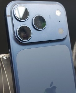 Б/в Мобільний телефон Apple iphone 17 pro 256gb 01-201054271