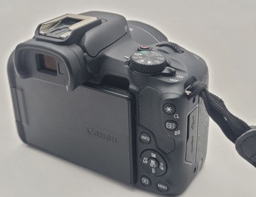 Б/в Фотоапарат Canon eos r50 + rf50mm f1.8 stm 01-201150380