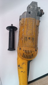 Б/у Угловая шлифмашина Dewalt d28401 01-201005821