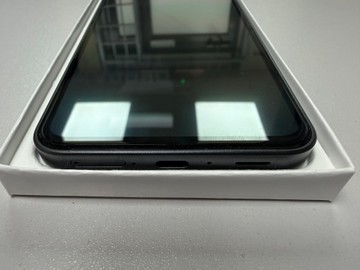 Б/в Мобільний телефон Samsung galaxy a37 5g 6/128gb 01-201177268