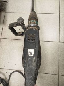 01-200522888: Makita hm1203c