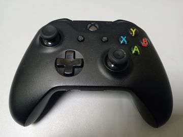 01-200605081: Microsoft xbox one s 1tb