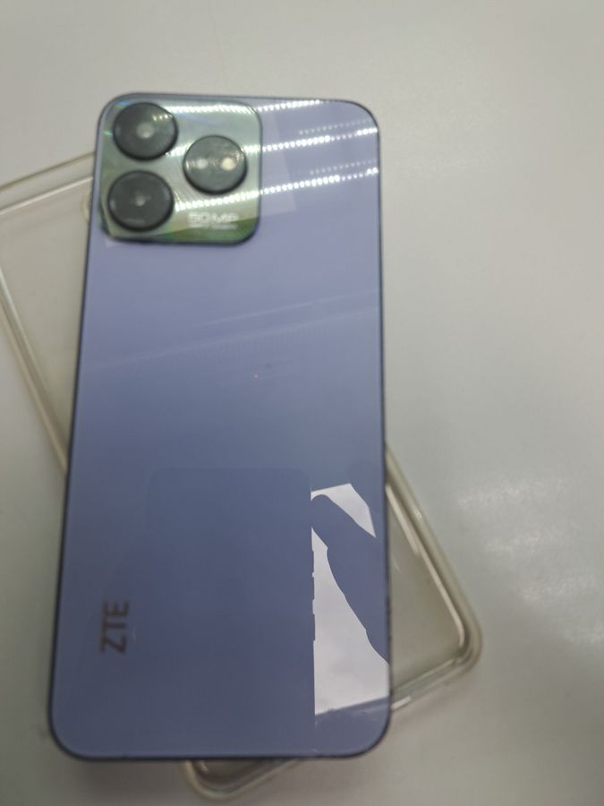 blade v50 design 8/128gb