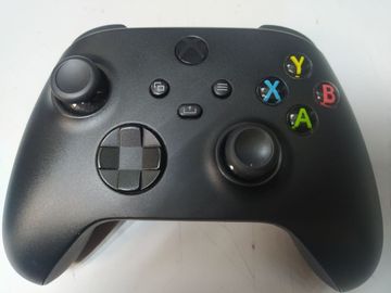 01-200790849: Microsoft xbox series x s wireless controller