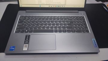 01-200792590: Lenovo 15/core i5-12450h ddr5/16gb ddr5/hdd *відсутній/ssd 512 gb/*інтегрована