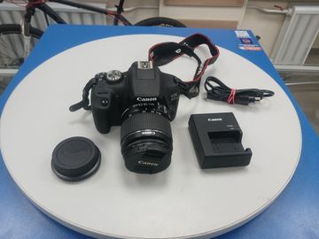 01-200764188: Canon eos 2000d / ef-s 18-55mm f/3.5-5.6 is ii