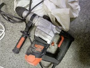 Б/в Перфоратор Dnipro-M пе-2813б 01-200812829