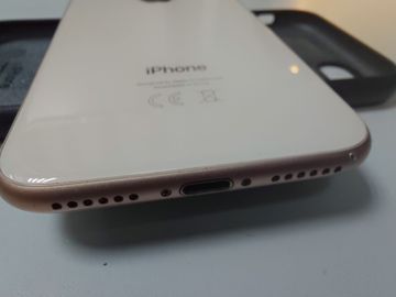 Б/в Мобільний телефон Apple iphone 8 64gb 01-200814933