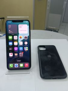 Б/у Мобильний телефон Apple iphone 11 pro max 512gb 01-200822093