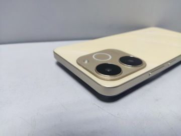 Б/у Мобильный телефон Realme note 70 4/128gb 01-200840603