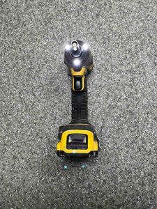 Б/у Шуруповерт Dewalt dcf887 1акб 2ah зп 01-200854968