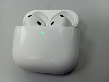Б/в Навушники Apple airpods 4 01-200875521