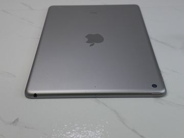 Б/в Планшет Apple ipad 6 wifi 32gb 01-200885177