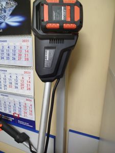 Б/у Газонокосилка Дніпро-М dtc-200bc dual 2акб bp-240 18v 4.0ah 01-200895767