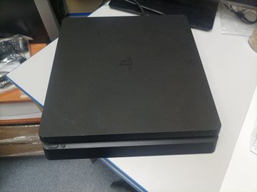 Б/у Игровая приставка Sony playstation 4 slim 1tb 01-200897566