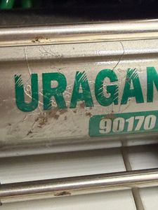 Б/у Автомобильный компрессор Uragan 90170 01-200907492