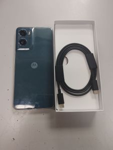 Б/в Мобільний телефон Motorola moto g06 4g 4/256gb 01-200919289