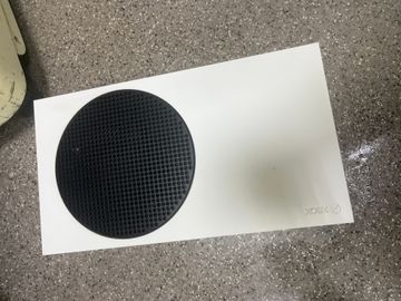 Б/у Игровая приставка Microsoft xbox series s 512gb 01-200922809