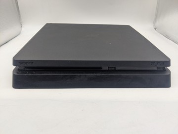 Б/в Ігрова приставка Sony playstation 4 slim 1tb 01-200906640