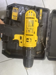 Б/в Шурупокрут Dewalt dcd776c2 01-200954867