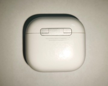 Б/в Навушники Apple airpods 4 with active noise cancellation 01-200975619