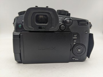 Б/в Фотоапарат Panasonic lumix dc-gh5 01-200915317
