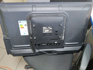 Б/в Телевізор Saturn led32hd800ut2 01-200979399