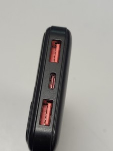Б/в Повербанк Titanium wq55 01-200990355