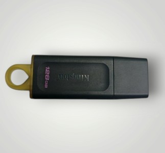 Б/в Карта пам'яті Kingston 128 gb microsd 01-201001354