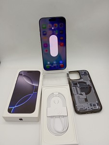 Б/в Мобільний телефон Apple iphone 16 pro max 256gb 01-200999371