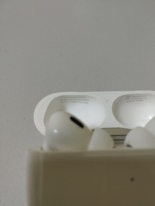 Б/в Навушники Apple airpods pro 2nd generation with magsafe charging case usb-c 01-201041934