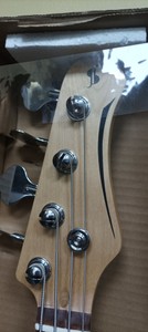 Б/в Бас-гітара Stagg sbp-30 01-201041972