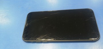 Б/в Мобільний телефон Apple iphone 11 64gb 01-201052719