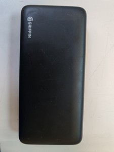 Б/в Повербанк Griffin gp-149-blk 20 000mah 01-201072340