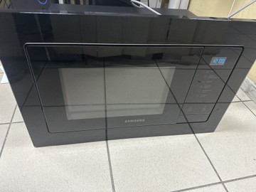Б/в Мікрохвильова піч Samsung ms23a7118ak 01-201107823