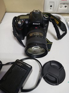 Nikon d90 af-s dx nikkor 18-200mm f/3.5-5.6g ed vr